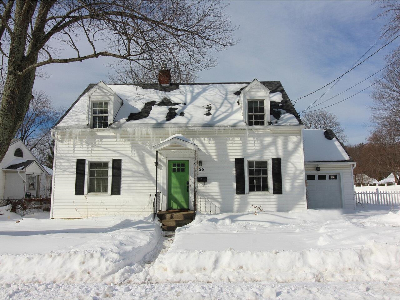 26 Saratoga Avenue