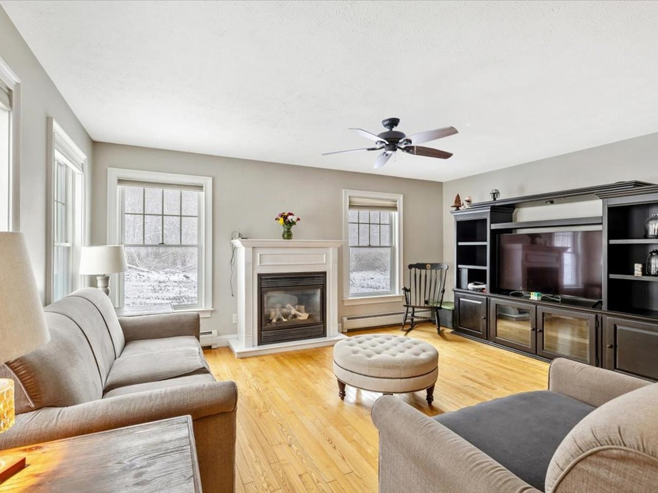 26 Summit Place