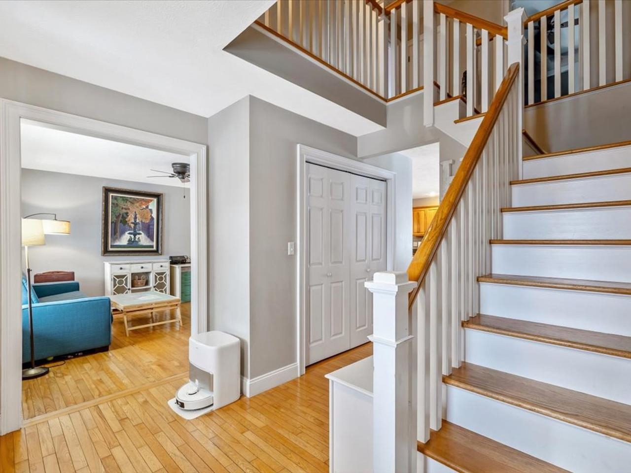 Large Foyer Entry