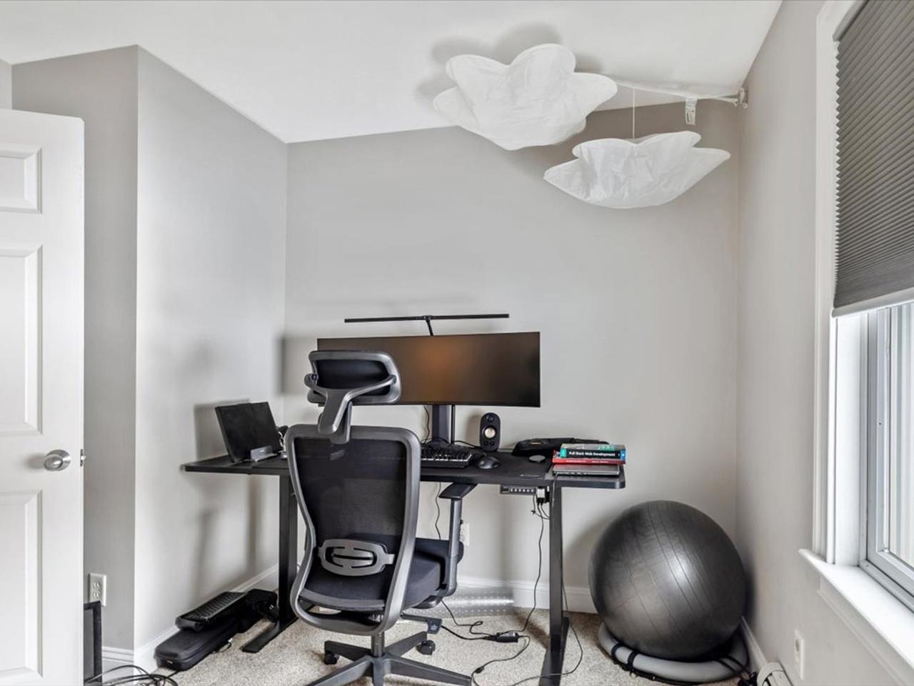 26 Summit Place