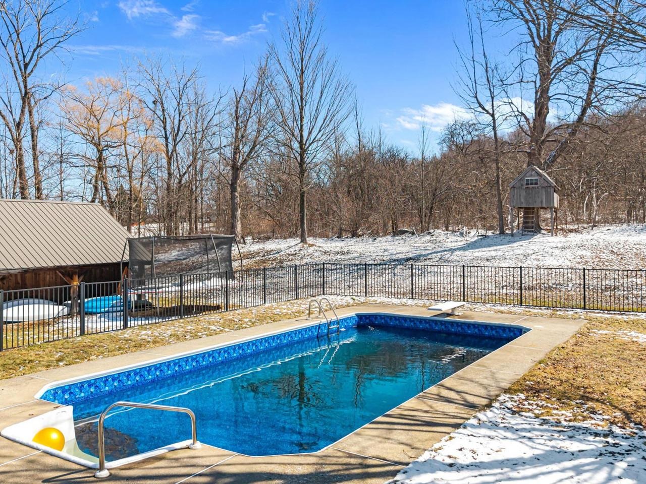 26 Summit Place