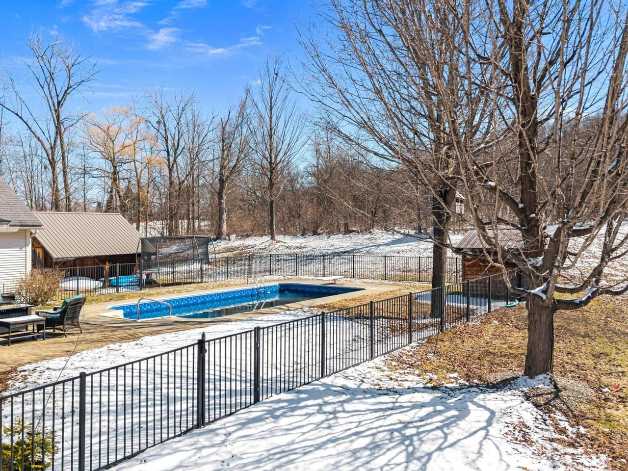 26 Summit Place