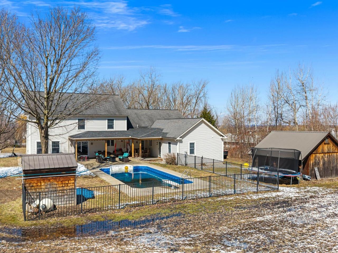 26 Summit Place