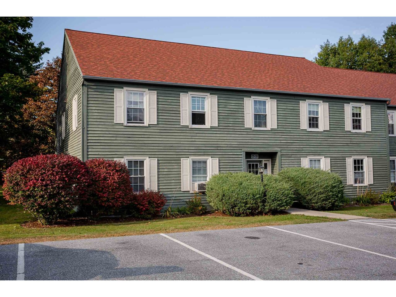 26 Twin Oaks Terrace, Unit 26