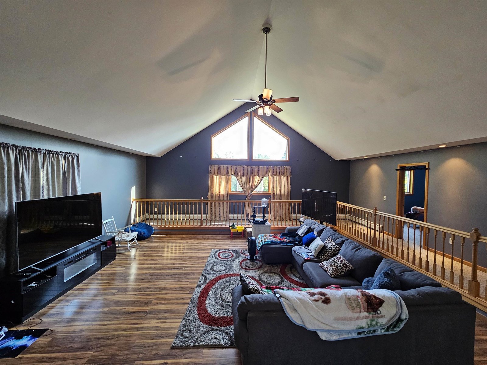 2nd Story Living Area