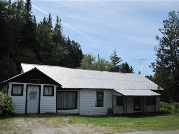 2606 Main Street