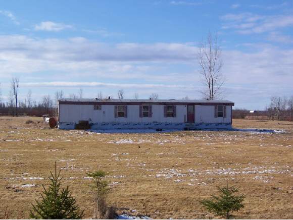 261 Greenwoods Rd