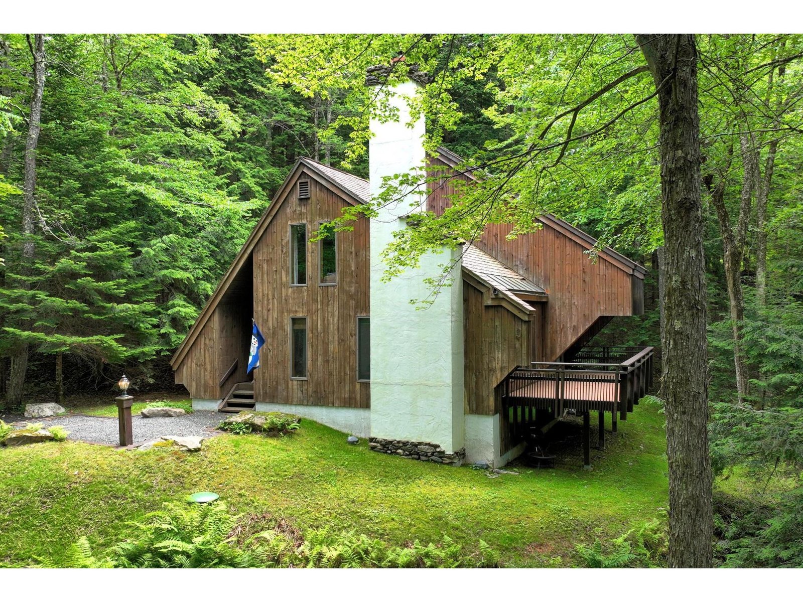 261 Hawk Spur Road, Plymouth