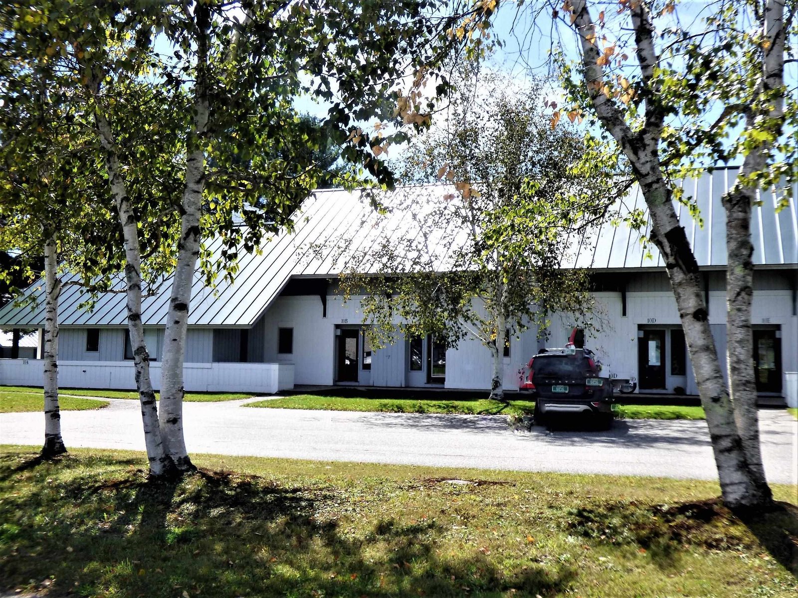 261 Village Green Drive, Unit 10C