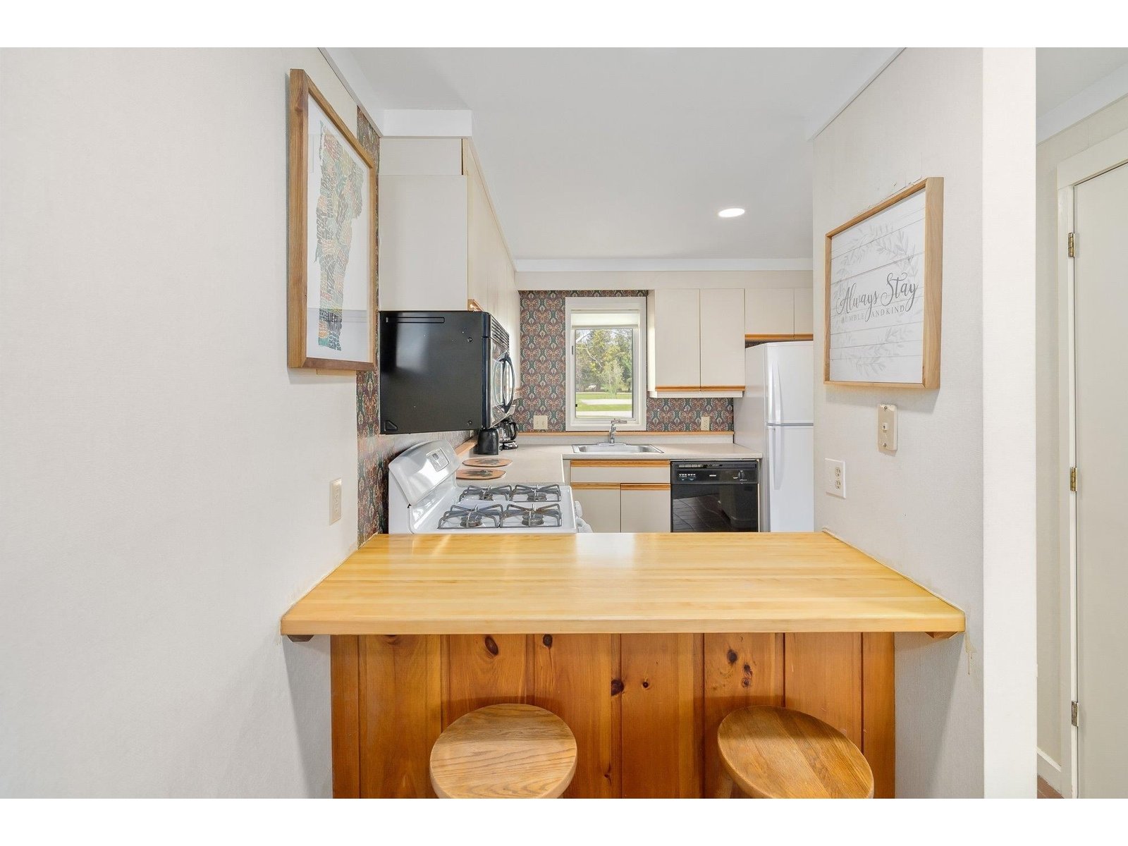261 Village Green Drive, Unit 10C