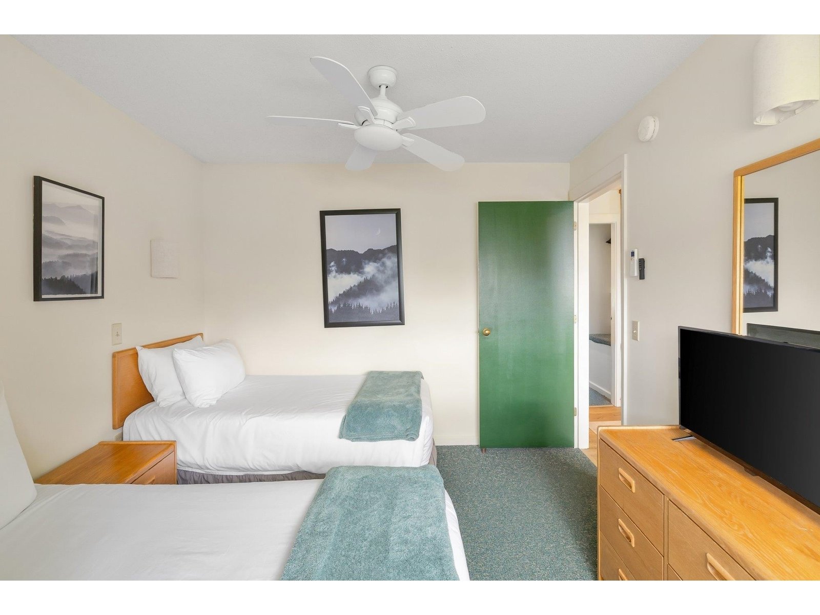 261 Village Green Drive, Unit 10C