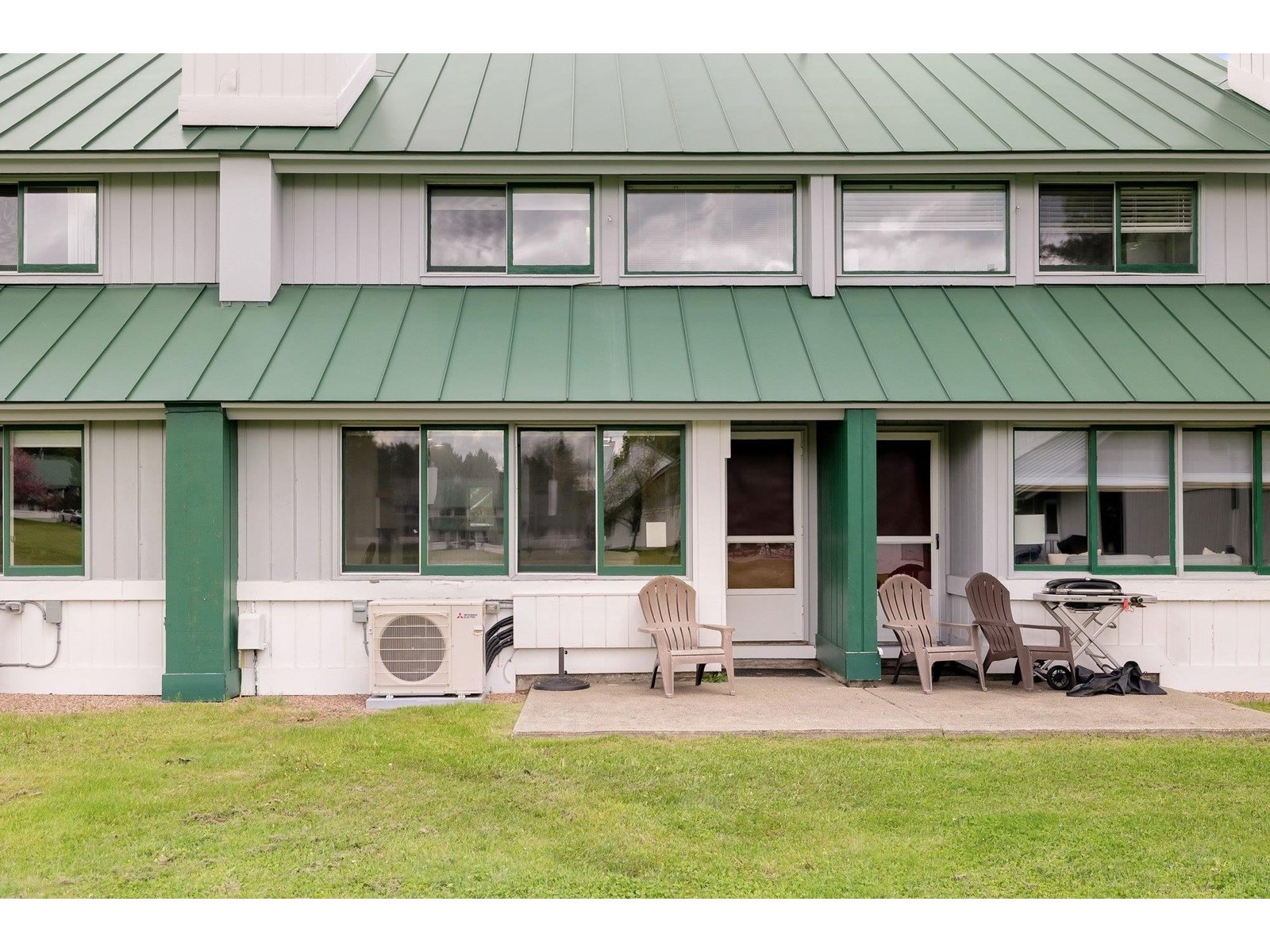261 Village Green Drive, Unit 10C