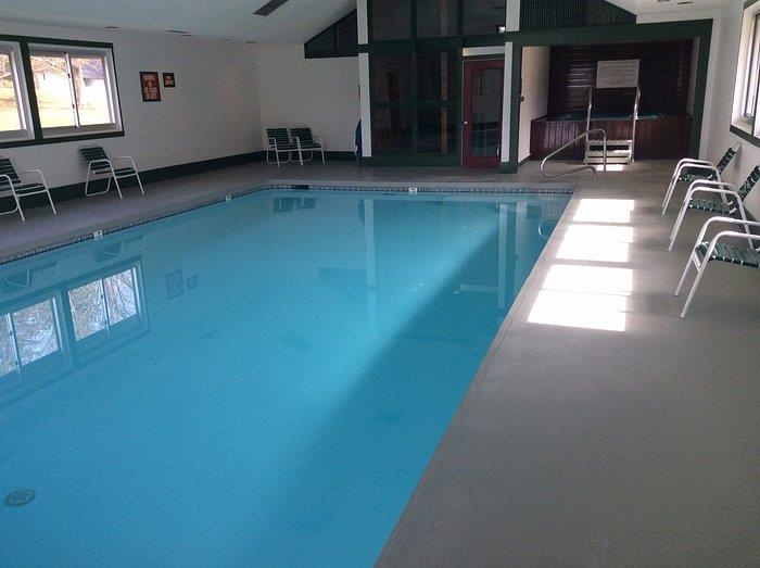 261 Village Green Drive, Unit 10C