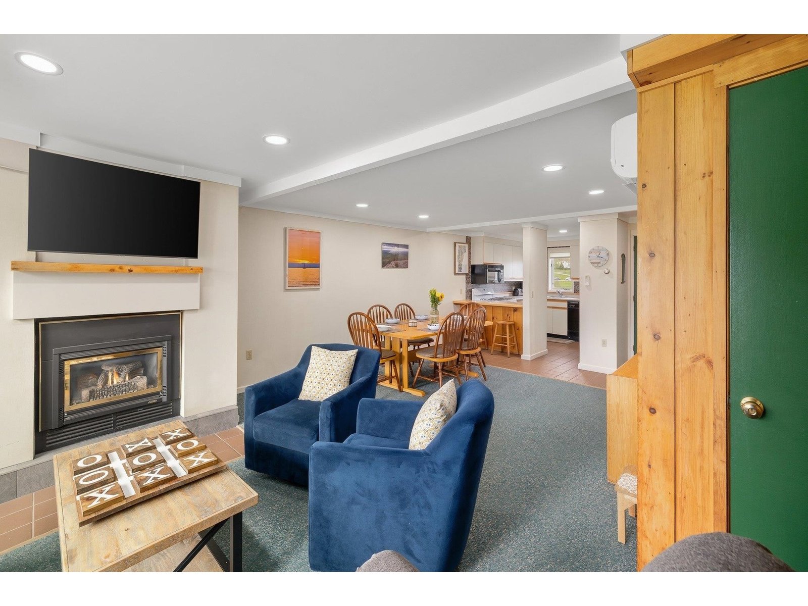 261 Village Green Drive, Unit 10C