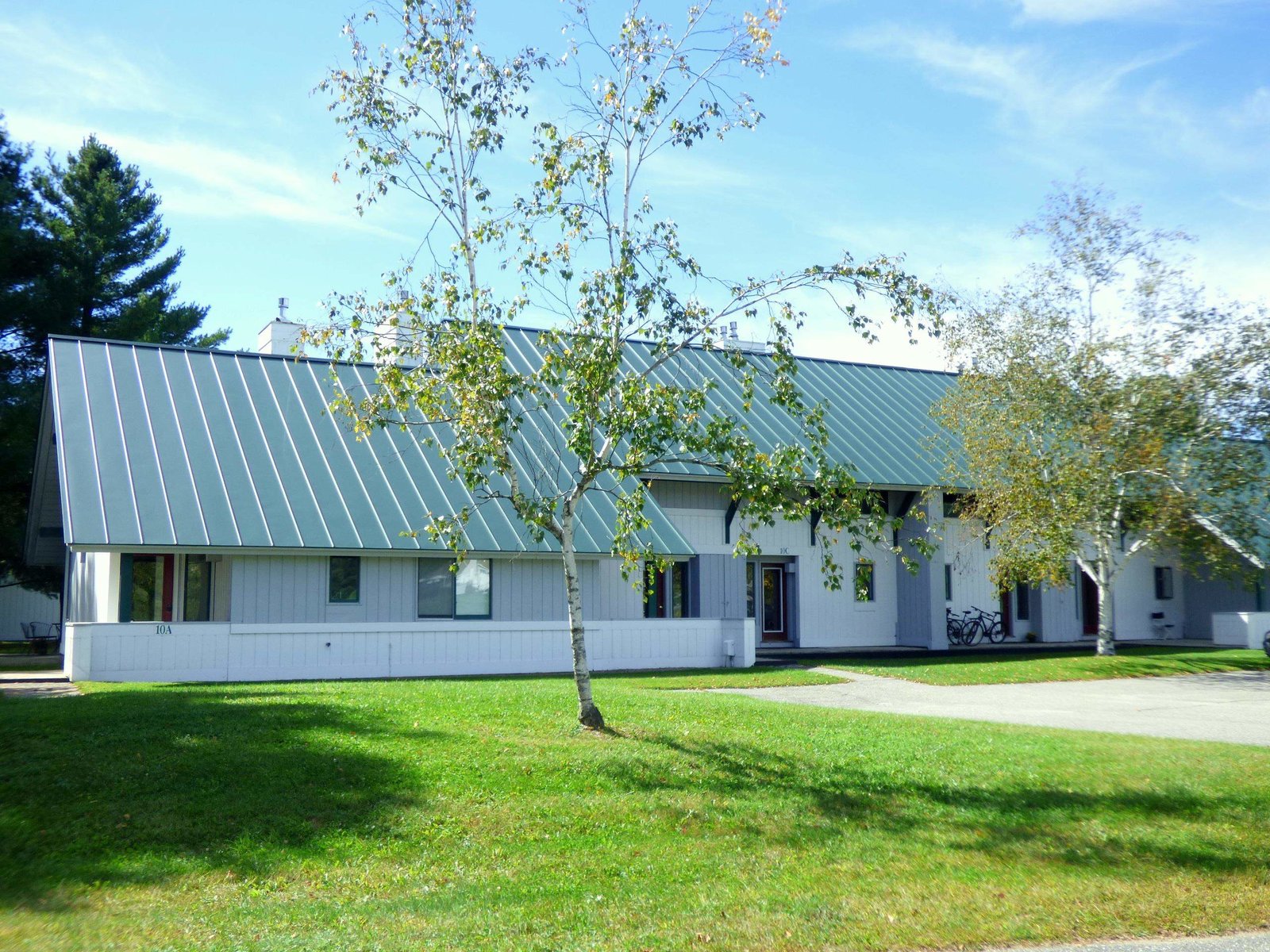 261 Village Green Drive, Unit 10D