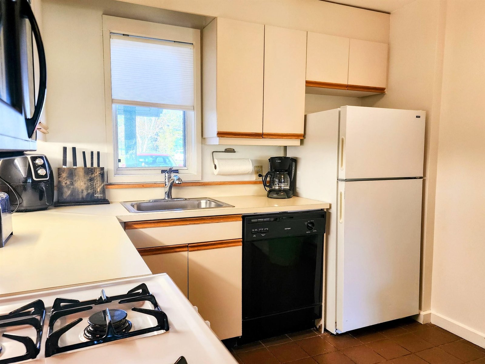 261 Village Green Drive, Unit 10E