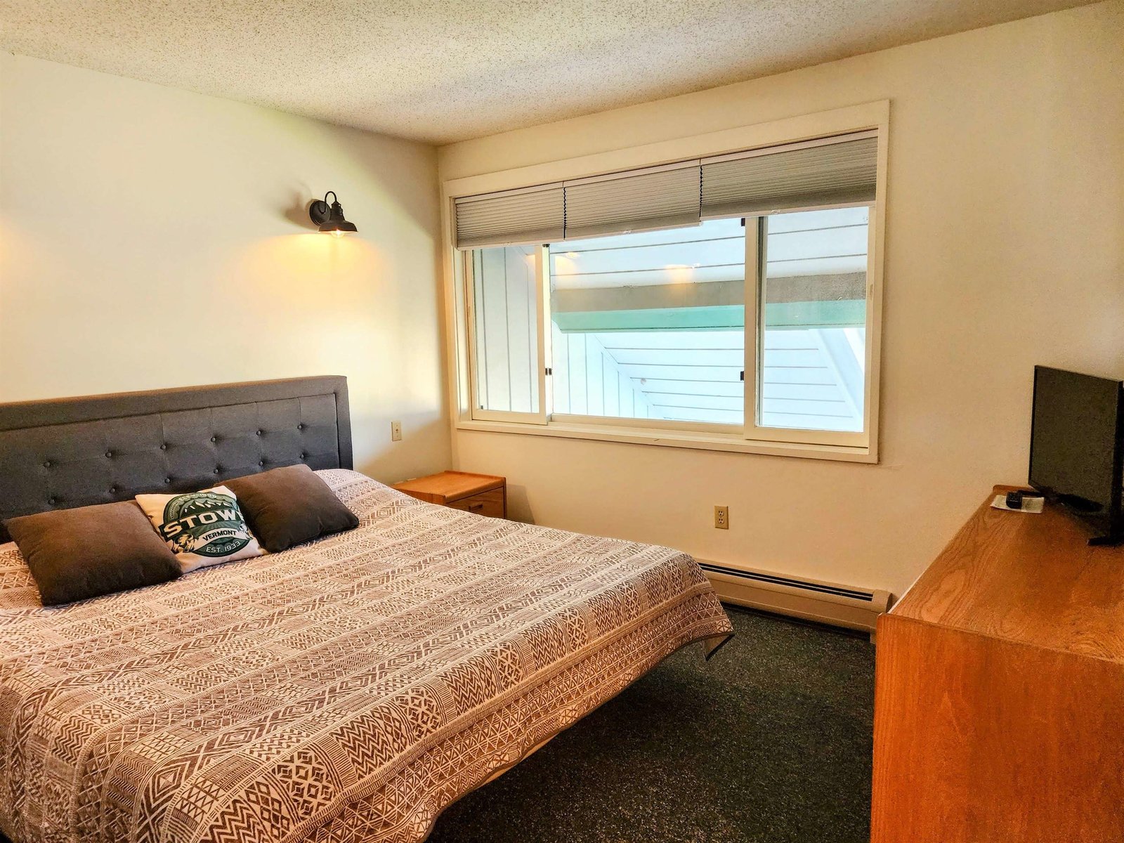 261 Village Green Drive, Unit 10E