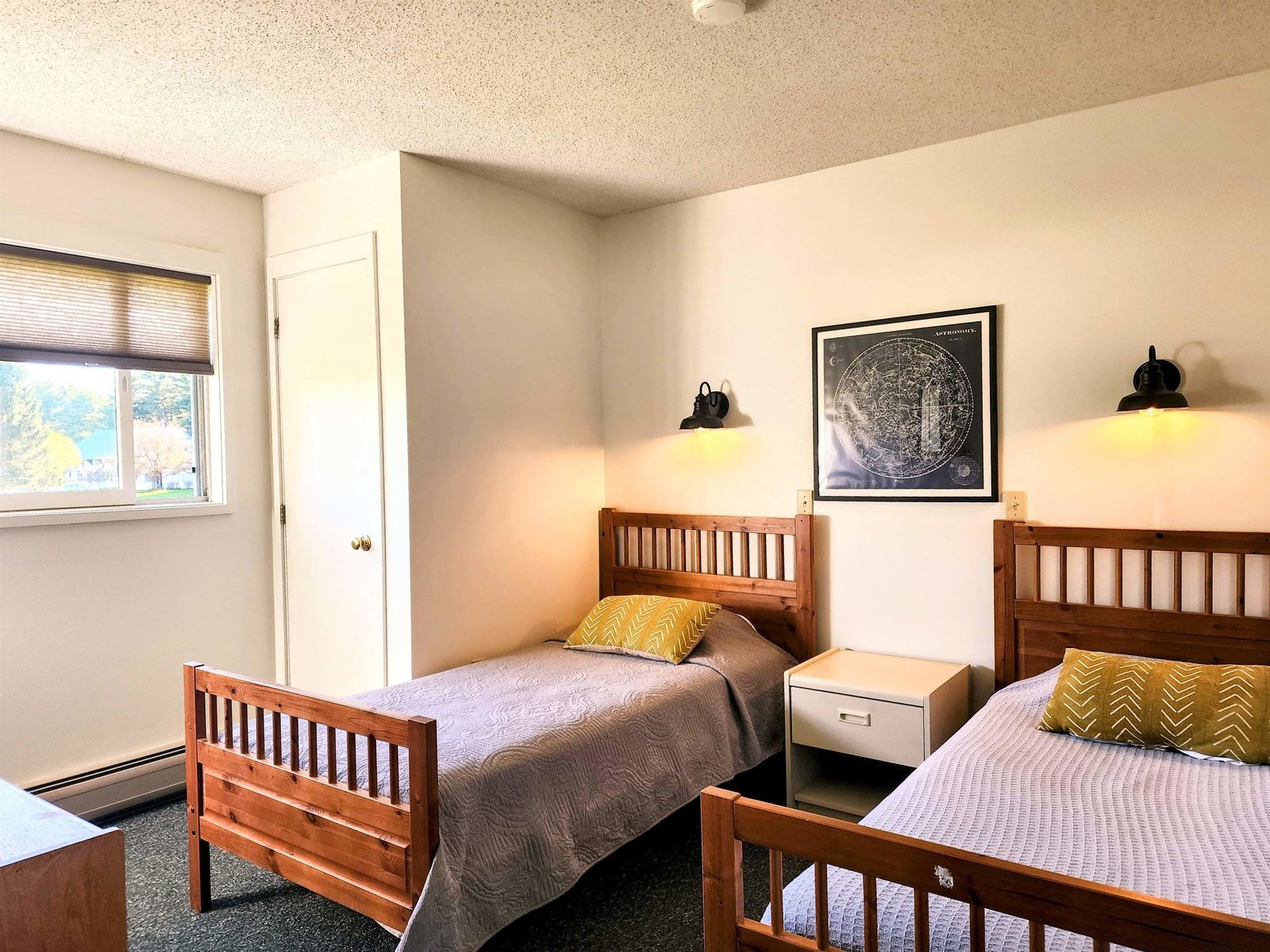 261 Village Green Drive, Unit 10E