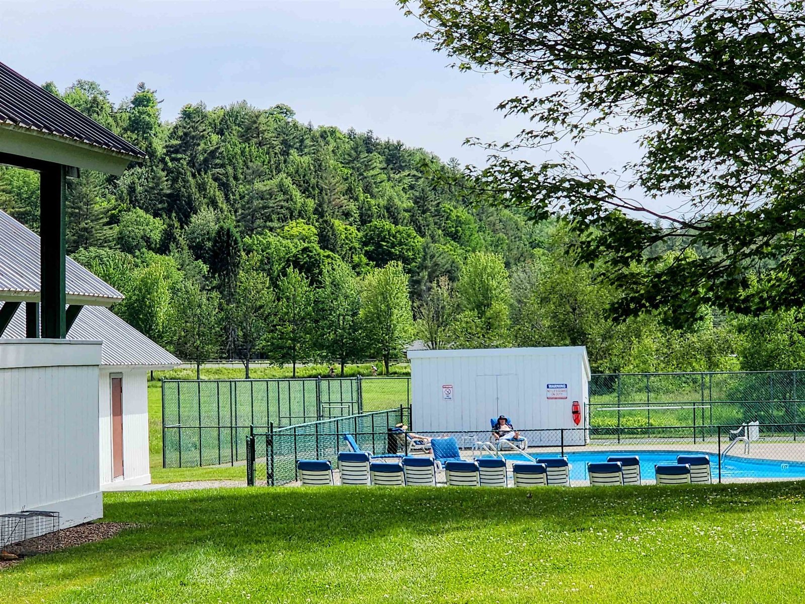 261 Village Green Drive, Unit 10E