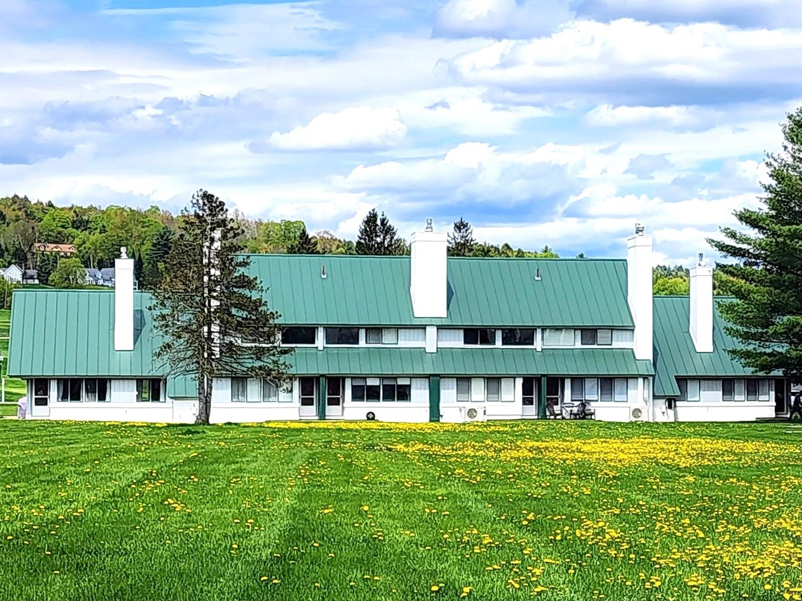 261 Village Green Drive, Unit 10E
