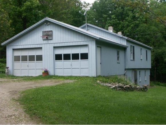 2613 Center Fayston Road