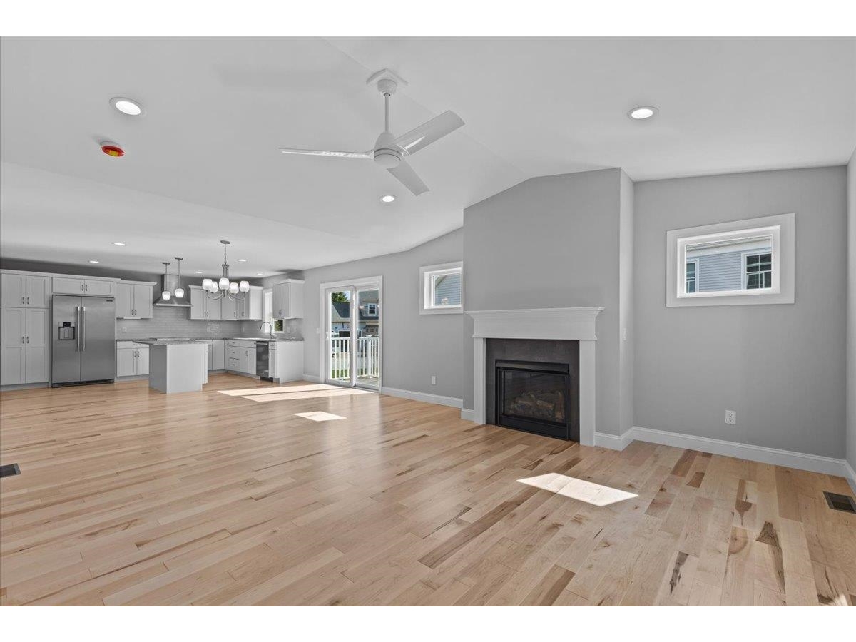 262-1 Midland Avenue