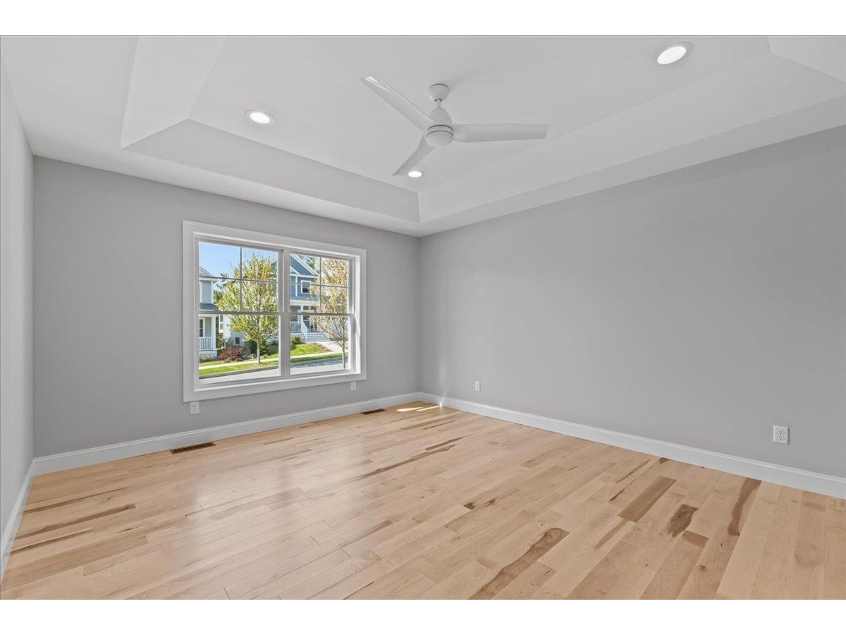 262-1 Midland Avenue