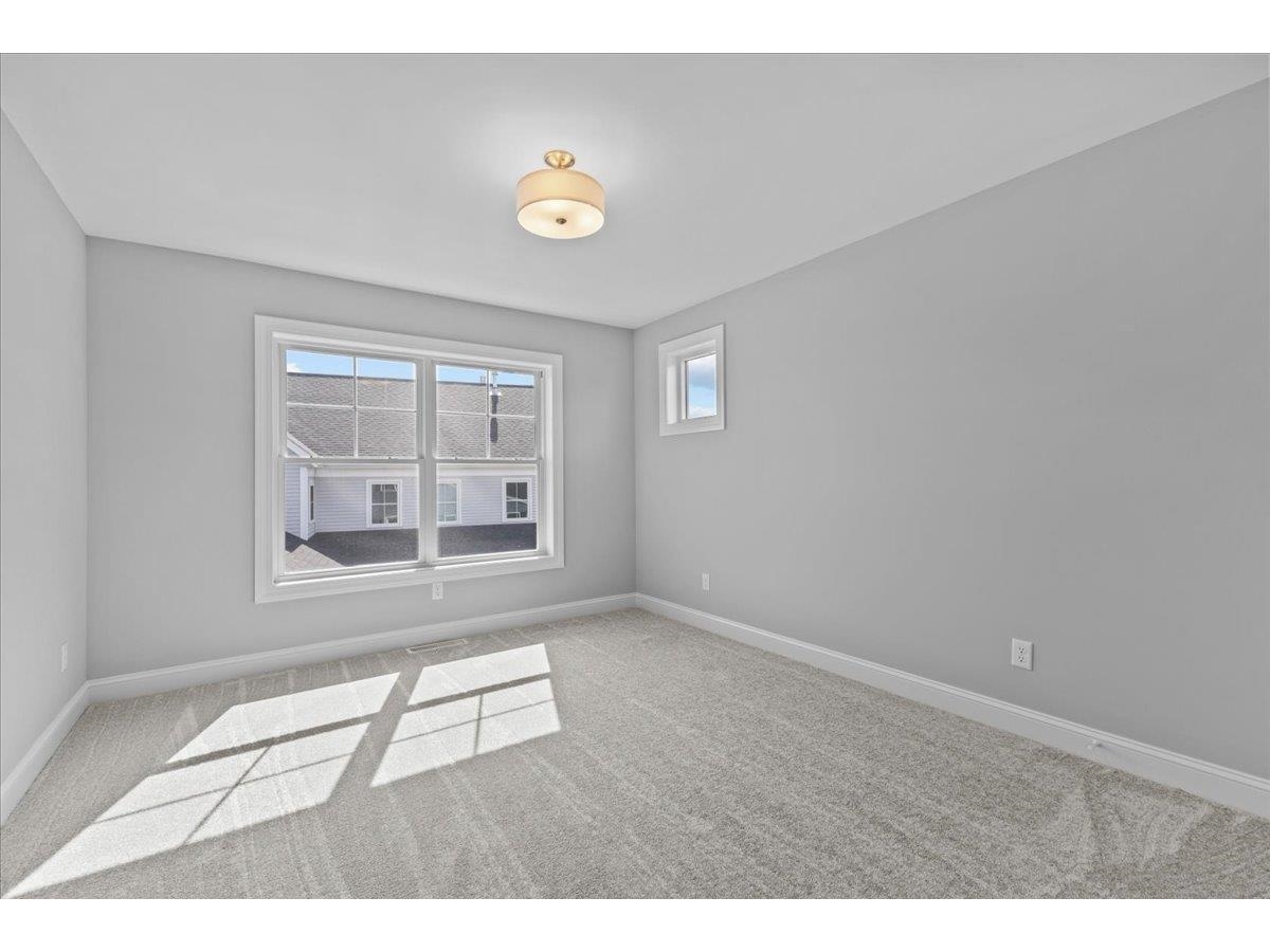 262-1 Midland Avenue