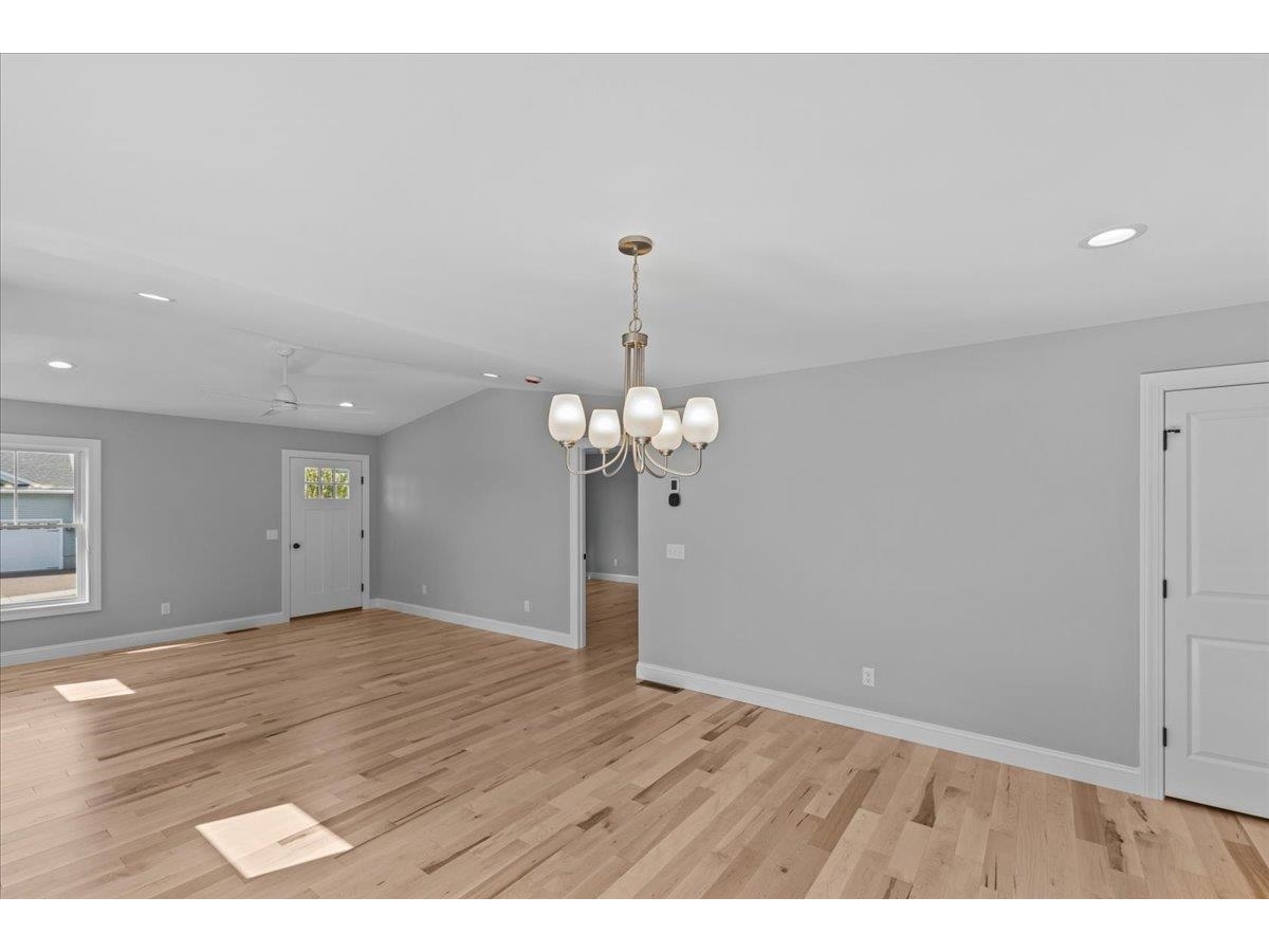 262-1 Midland Avenue