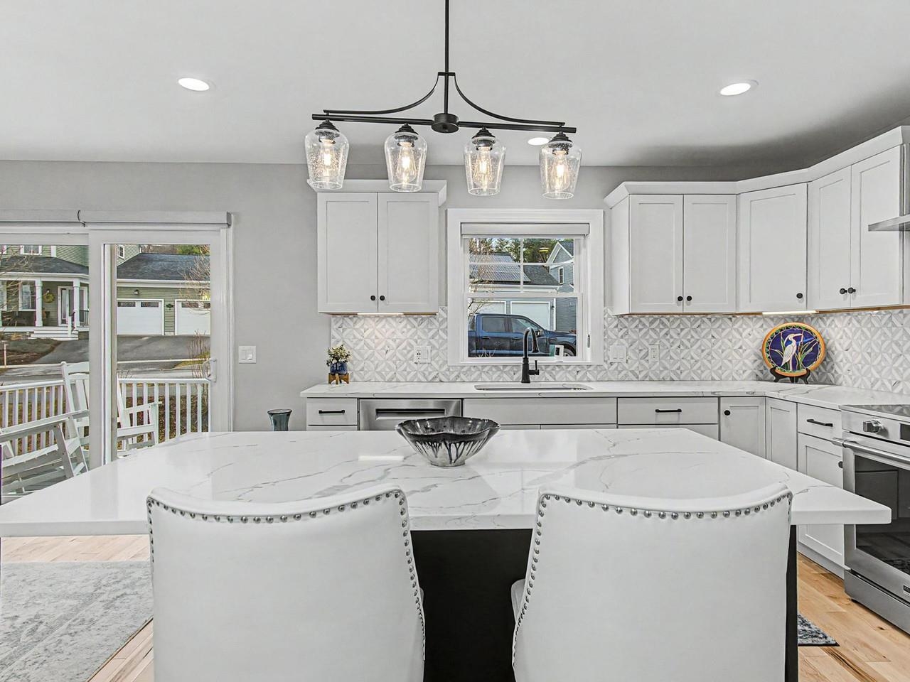 262 Midland Avenue, Unit 3
