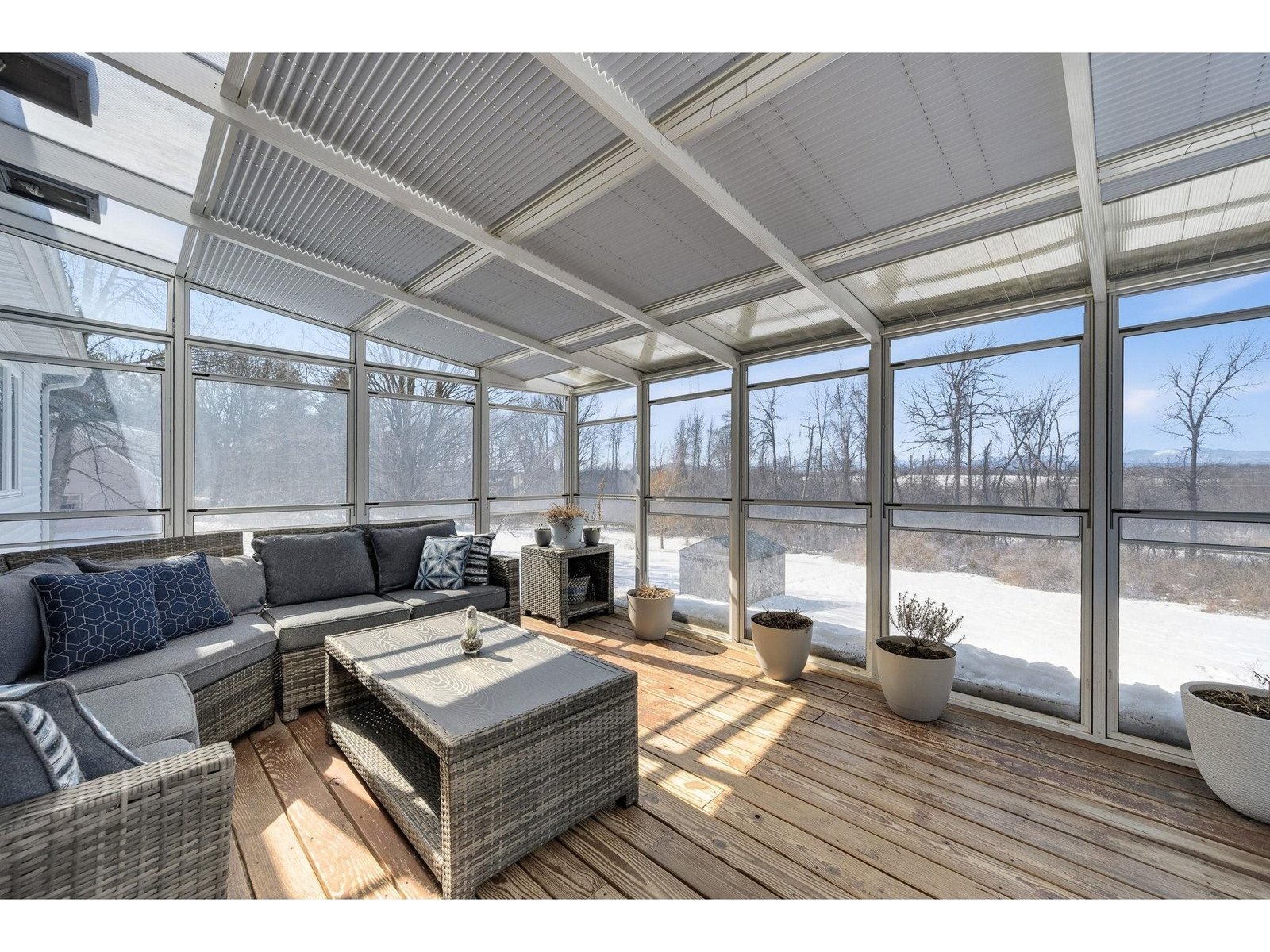 Sun porch