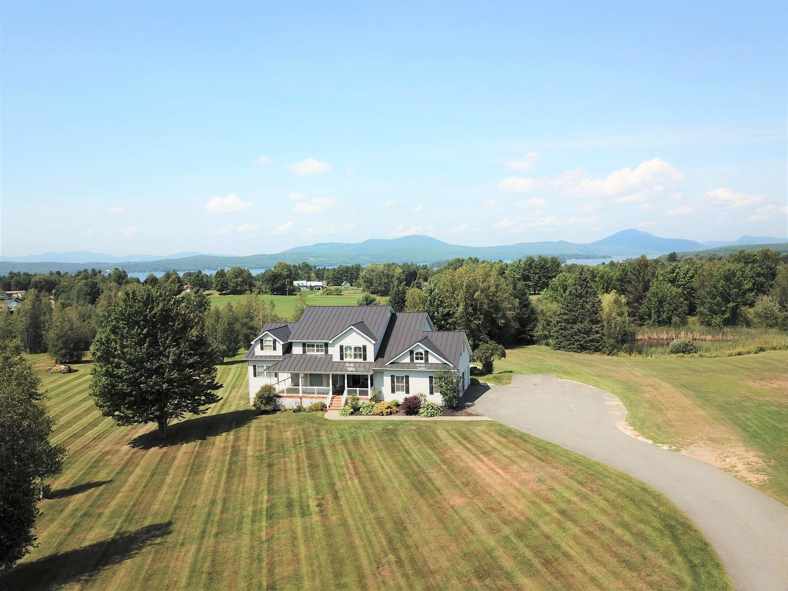 2638 Darling Hill Road