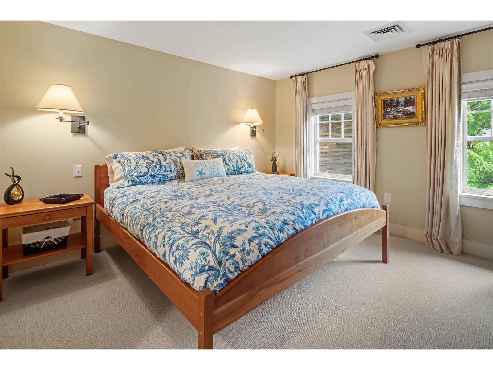 Second Floor Ensuite Bed and Bath