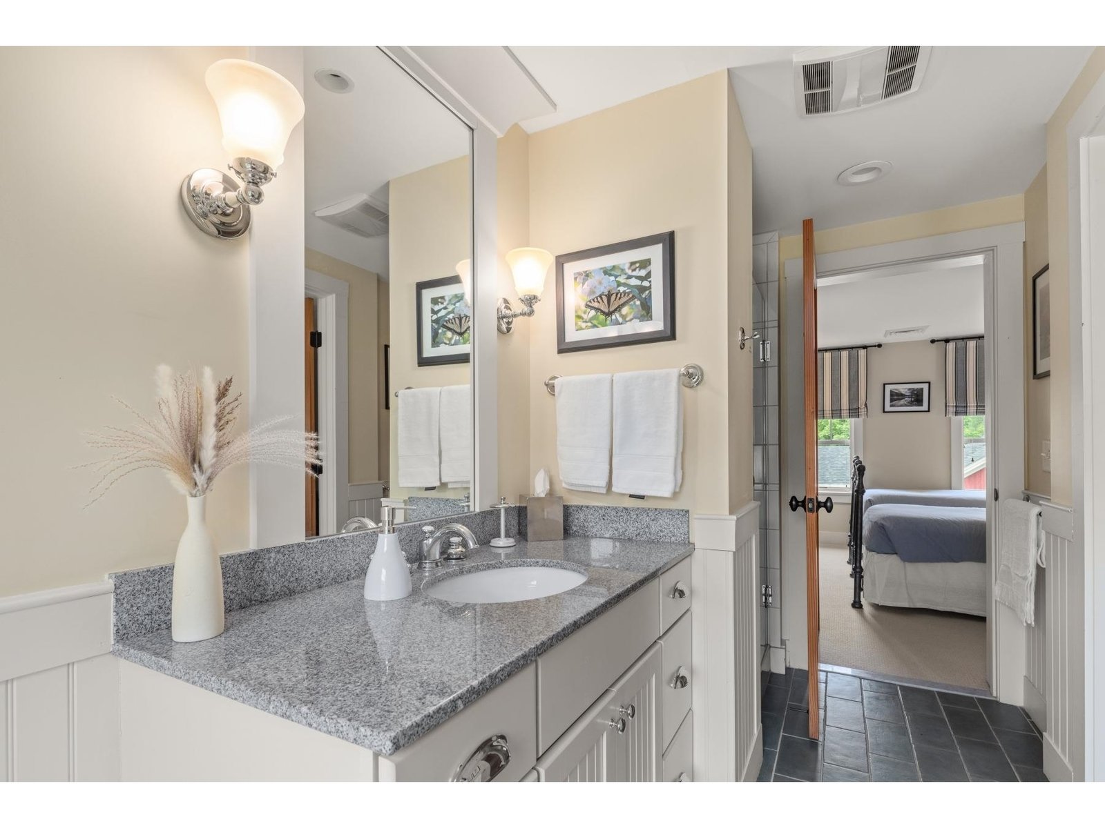 265 Landmark Lane, Unit 17