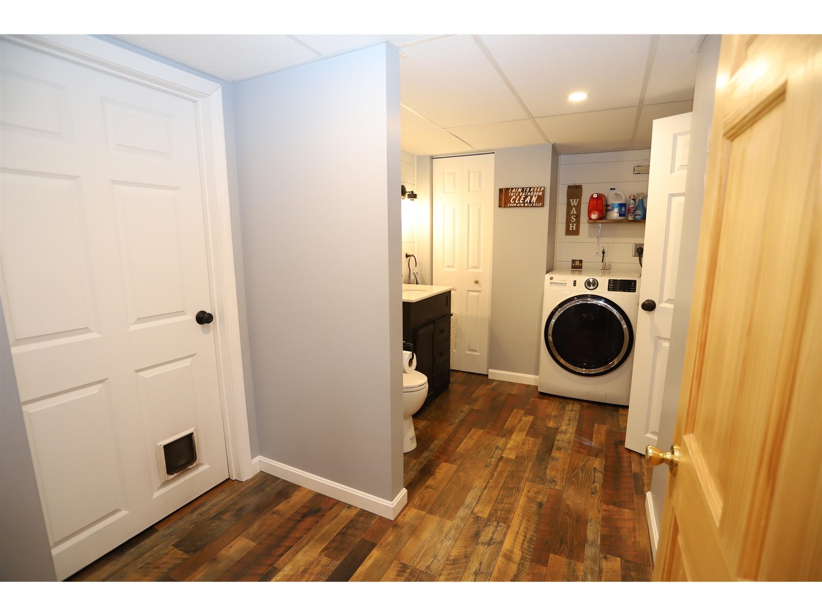 1/2 bath with laundry in the basement