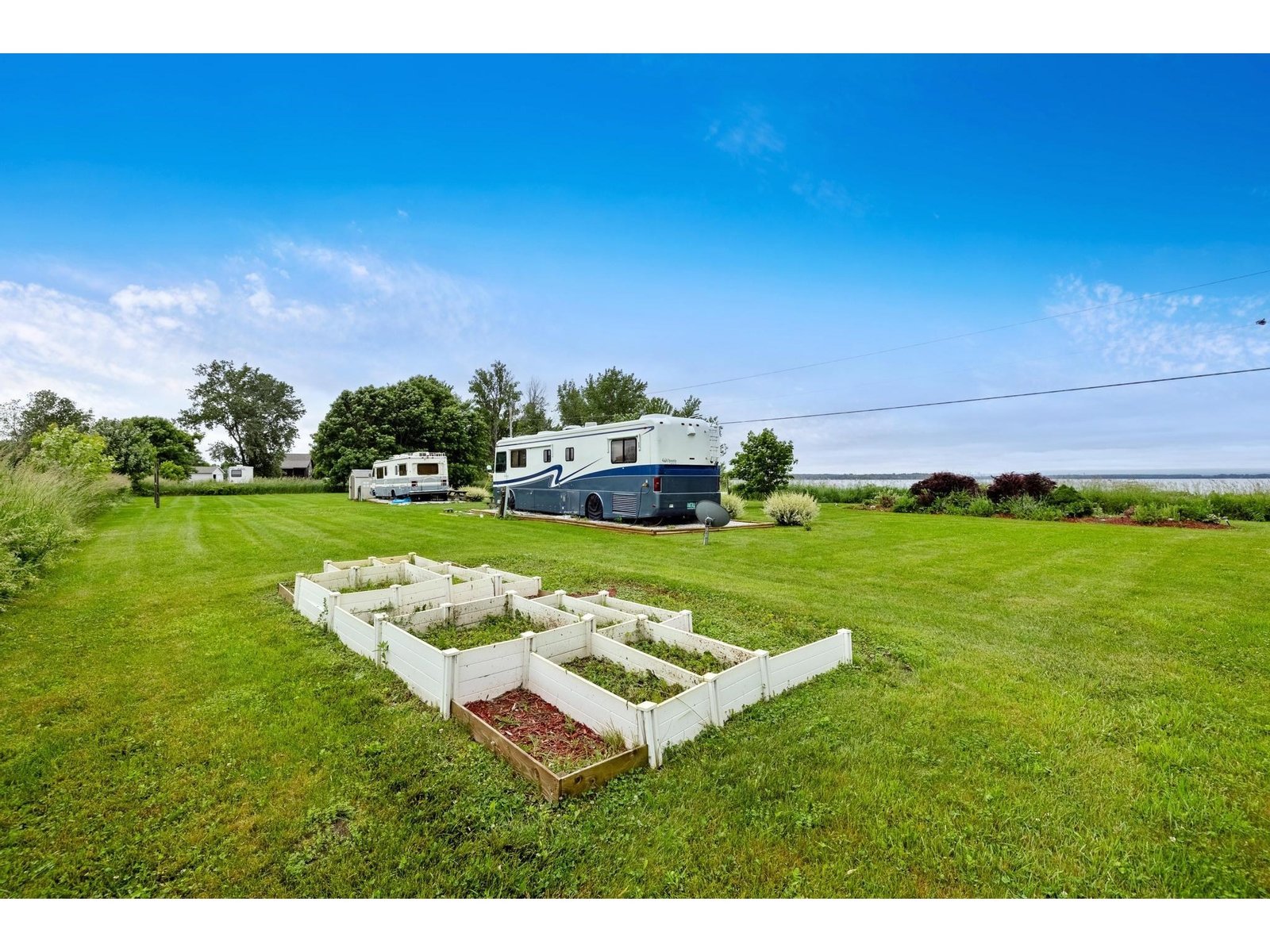 2657 West Shore Road