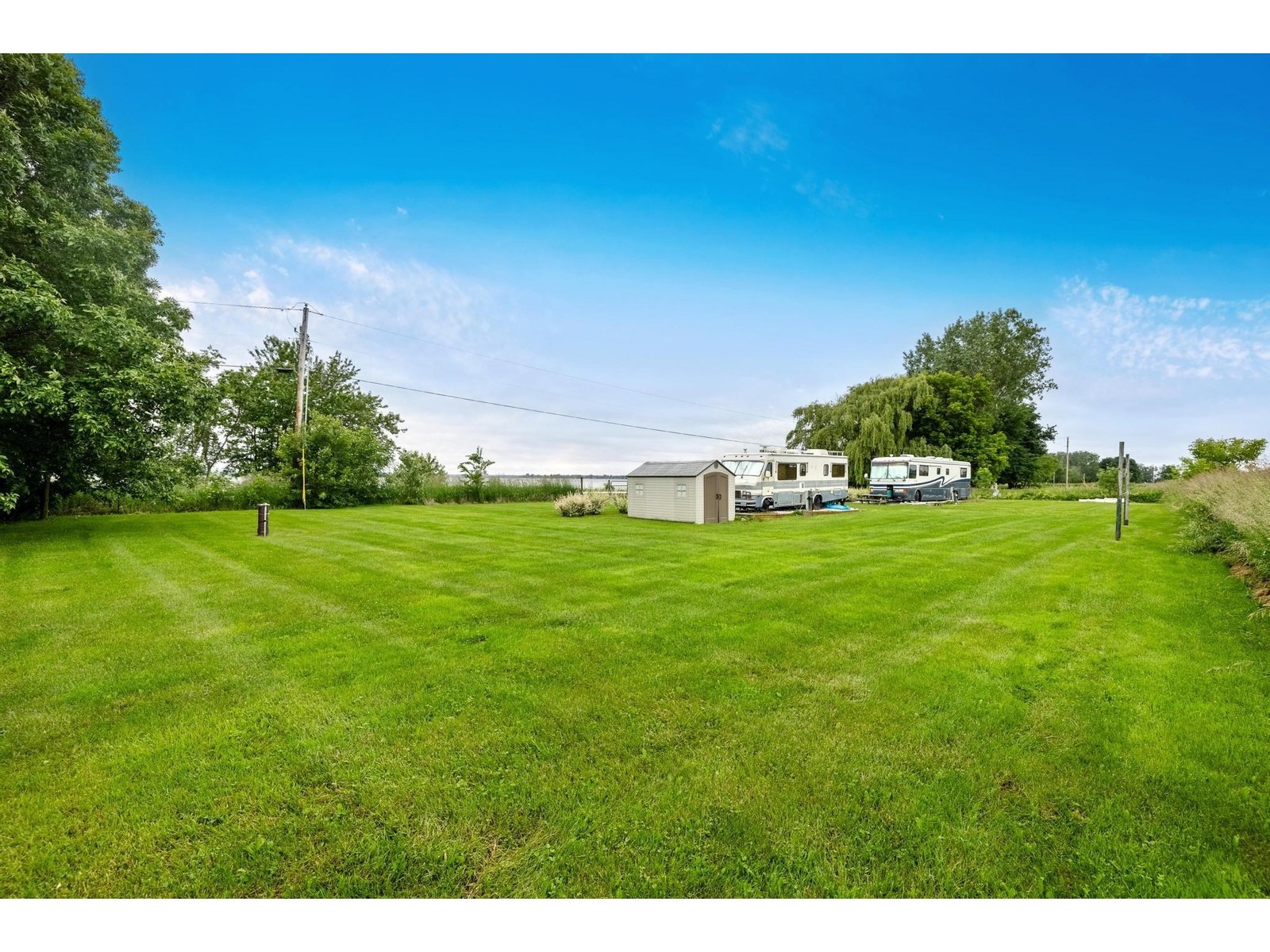 2657 West Shore Road