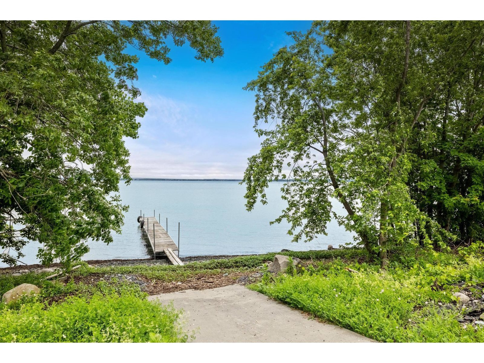 2657 West Shore Road