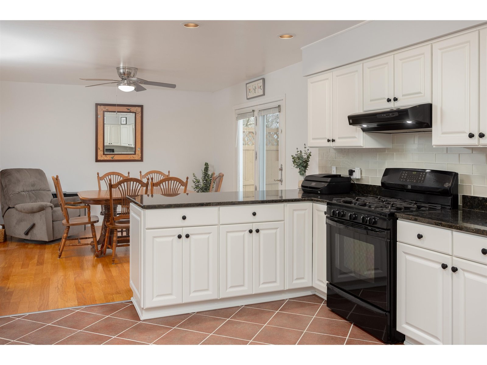 Kitchen 3