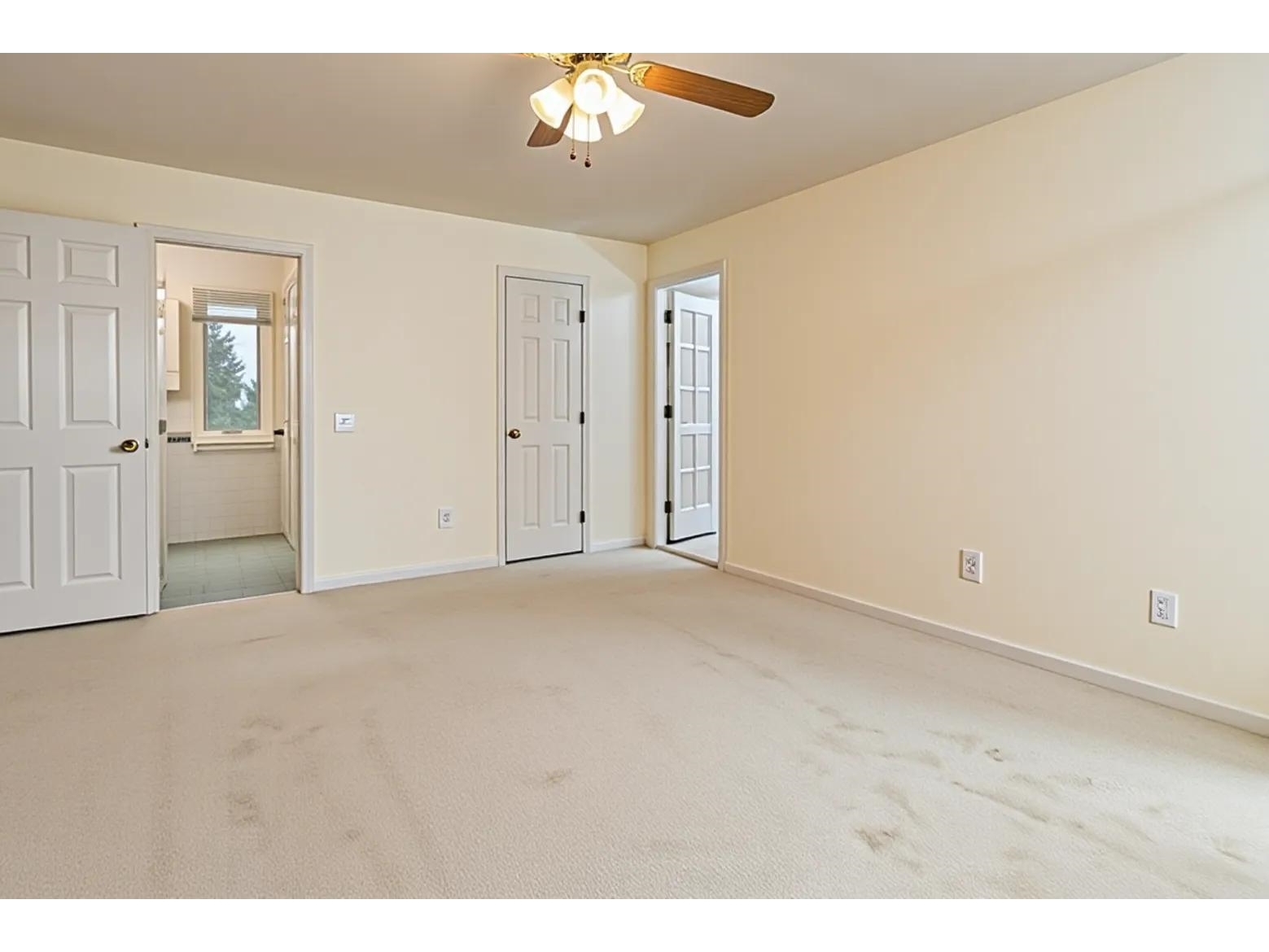 Upstairs Sitting Room Reverse Virtually Empty