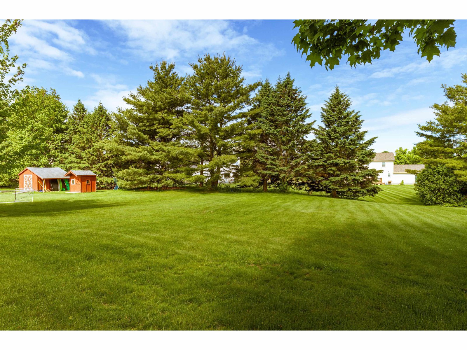 266 Isham Circle