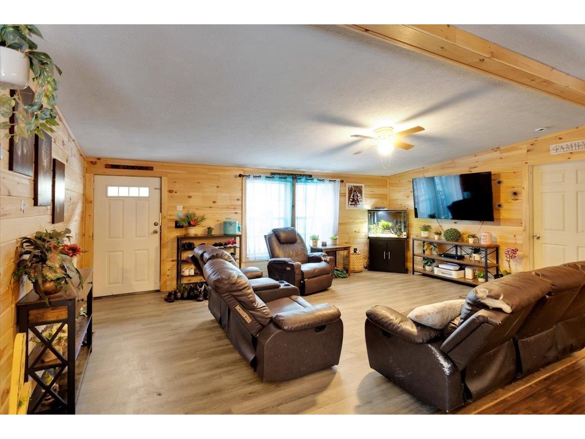 2677 French Hill Road