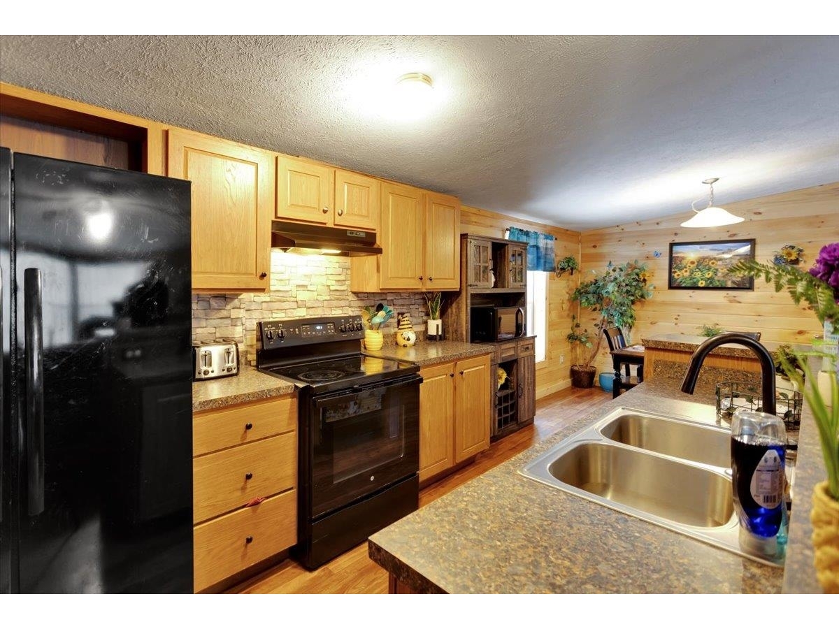 2677 French Hill Road