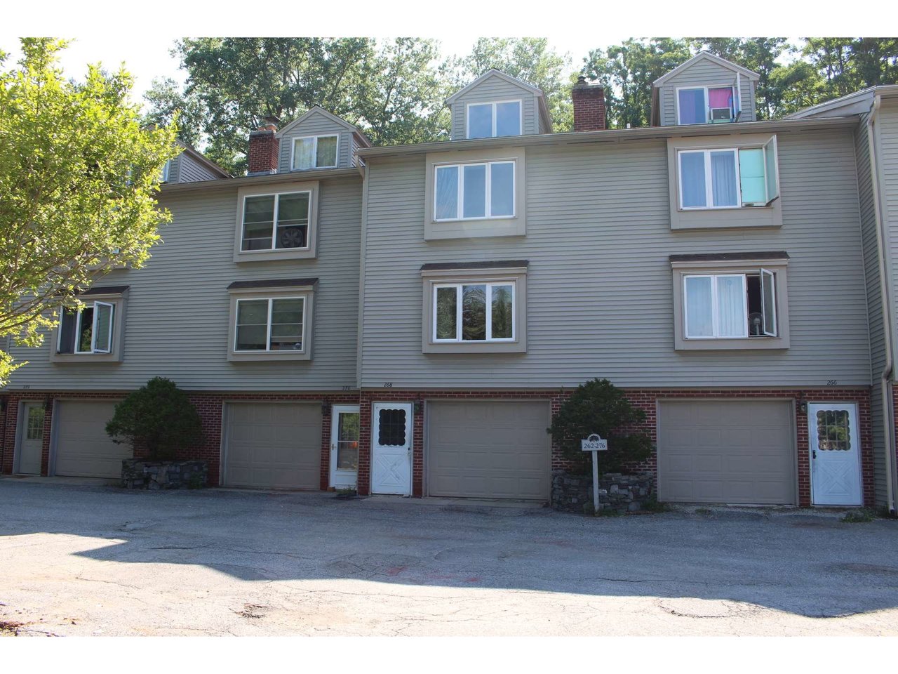268 Locust Hill