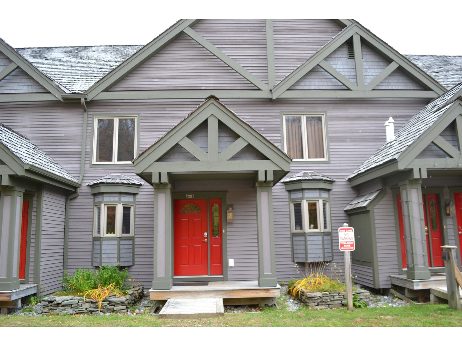 268 North Village Road, Unit V312
