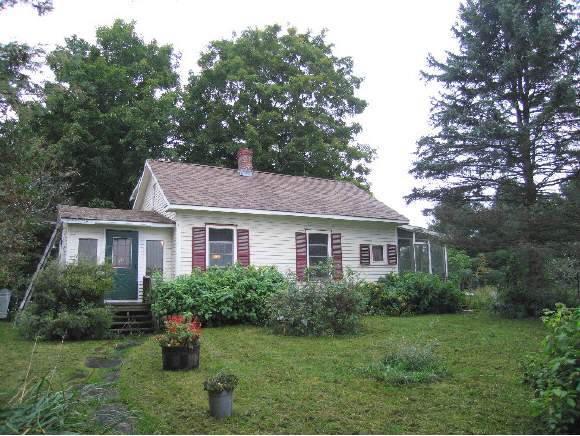 2689 Garfield Rd.