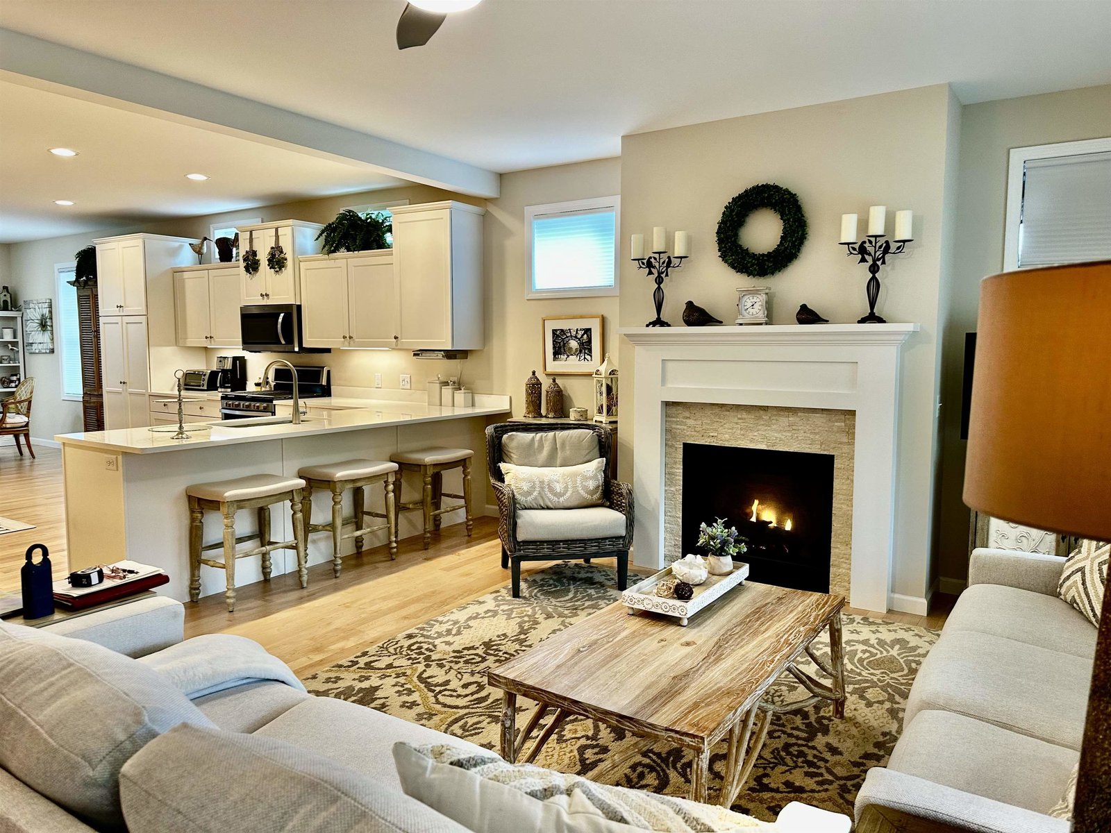 Livingroom/Kit