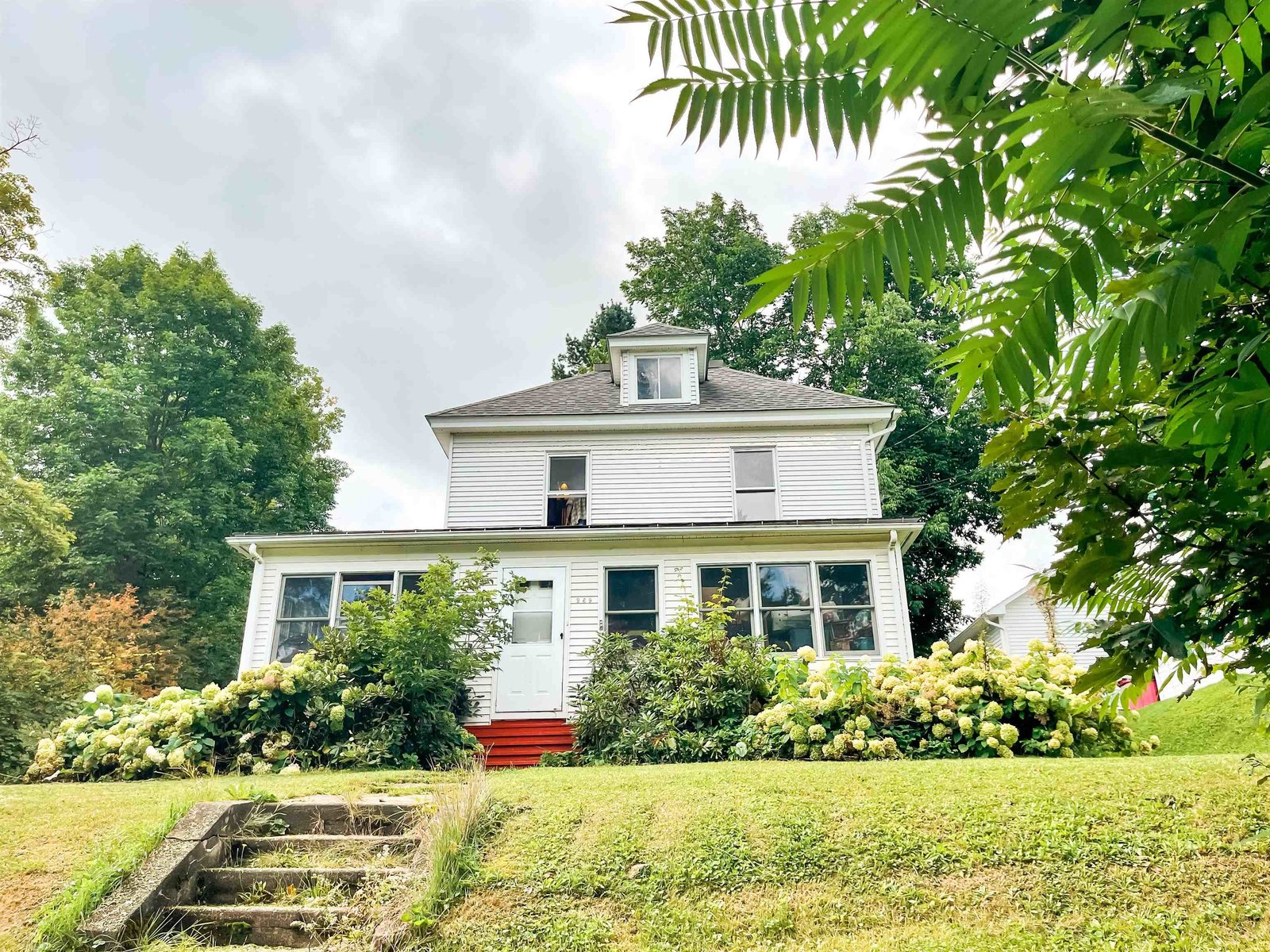 269 West Main Street