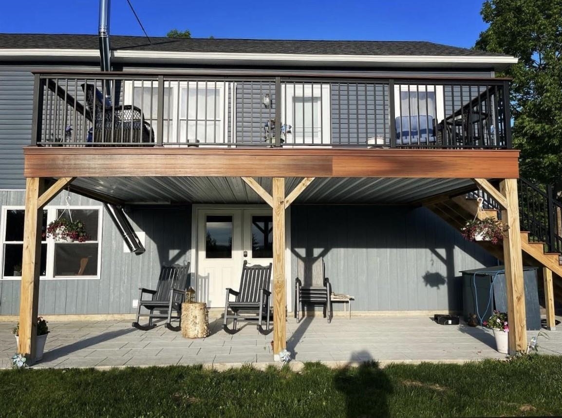 Patio with Removable Storm Doors Off