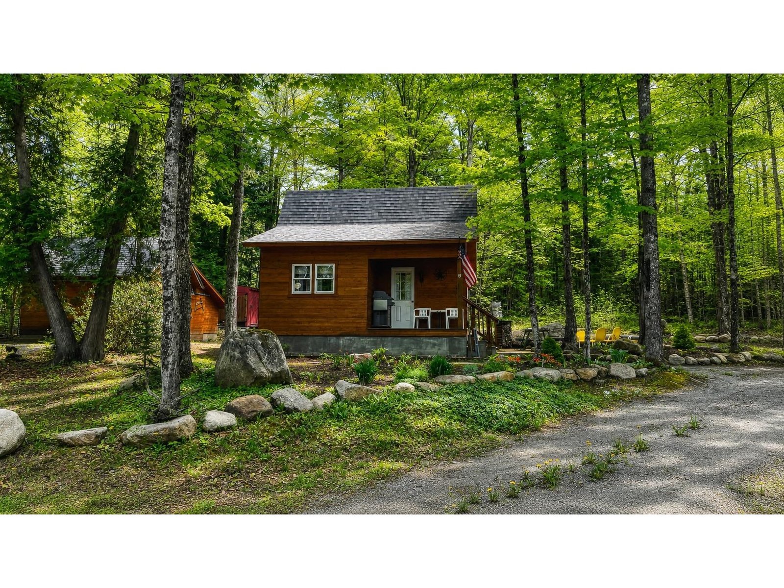 27 Birch Point S